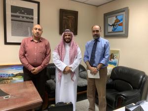 His Excellency the Dean of Al-Qunfudhah University College Visits the Academic Departments of the College